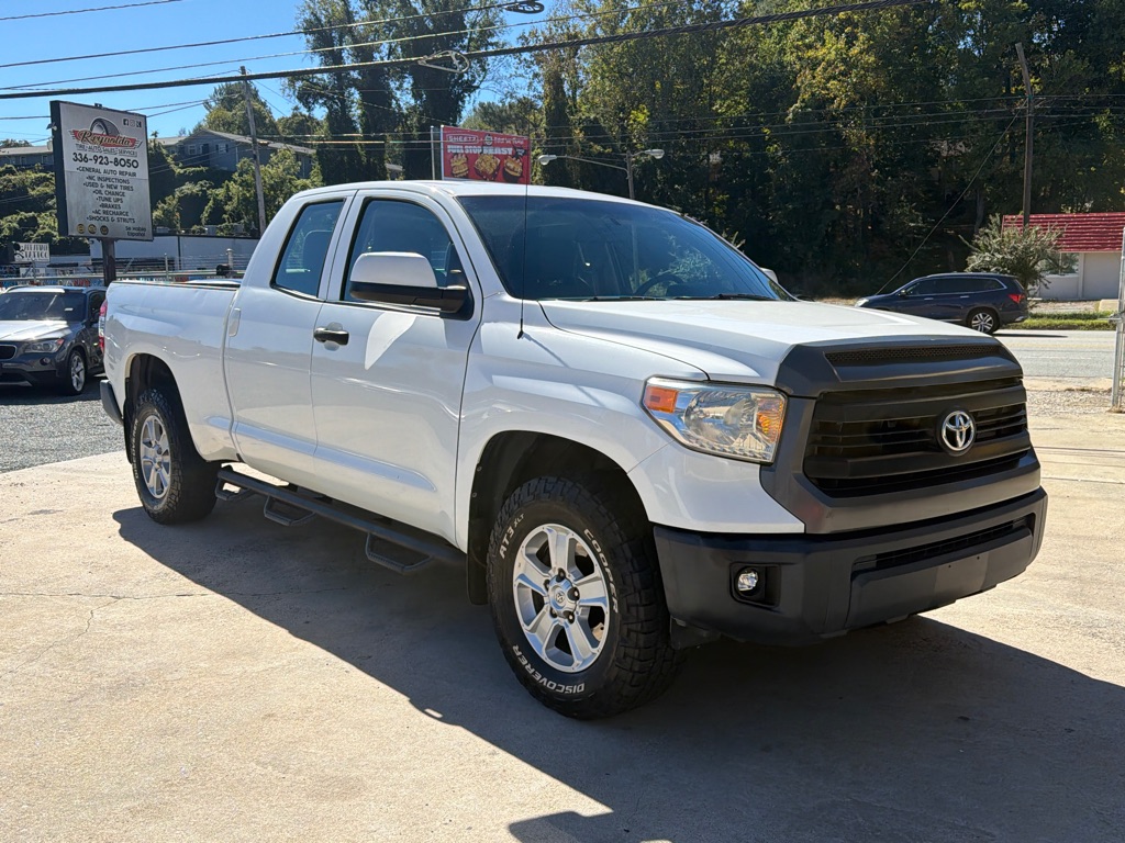 2017 TOYOTA TUNDRA