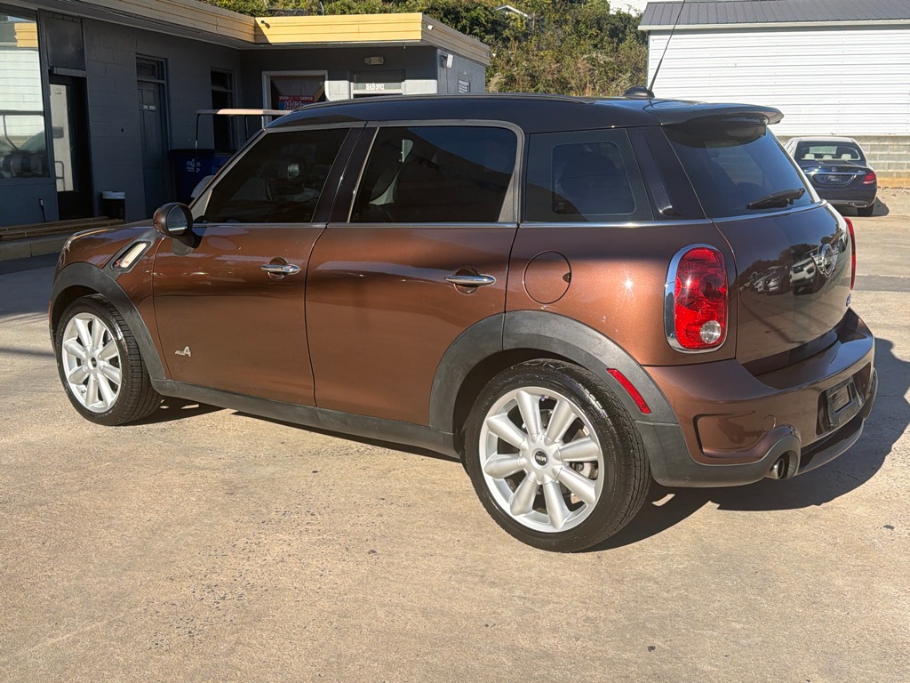 Photo 5 of this MINI COOPER