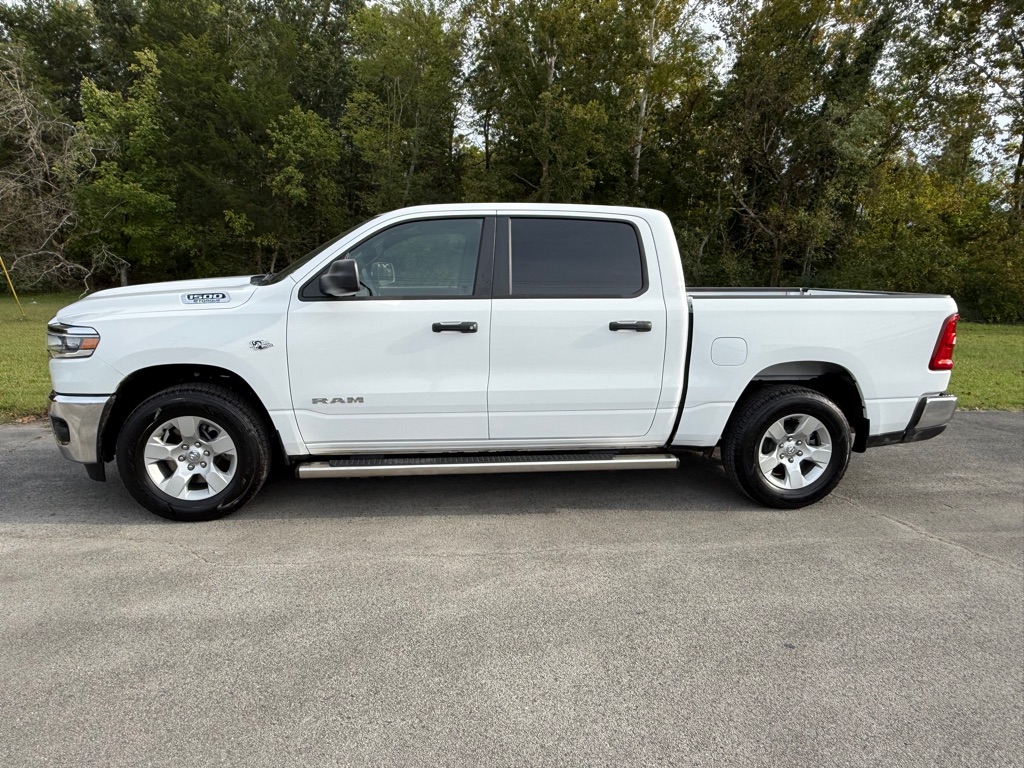 Photo 2 of this RAM 1500