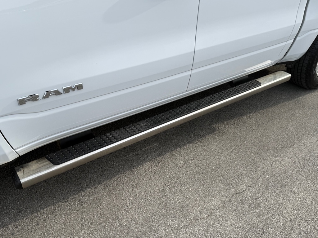 Photo 10 of this RAM 1500