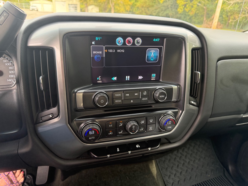 Photo 11 of this CHEVROLET SILVERADO 1500
