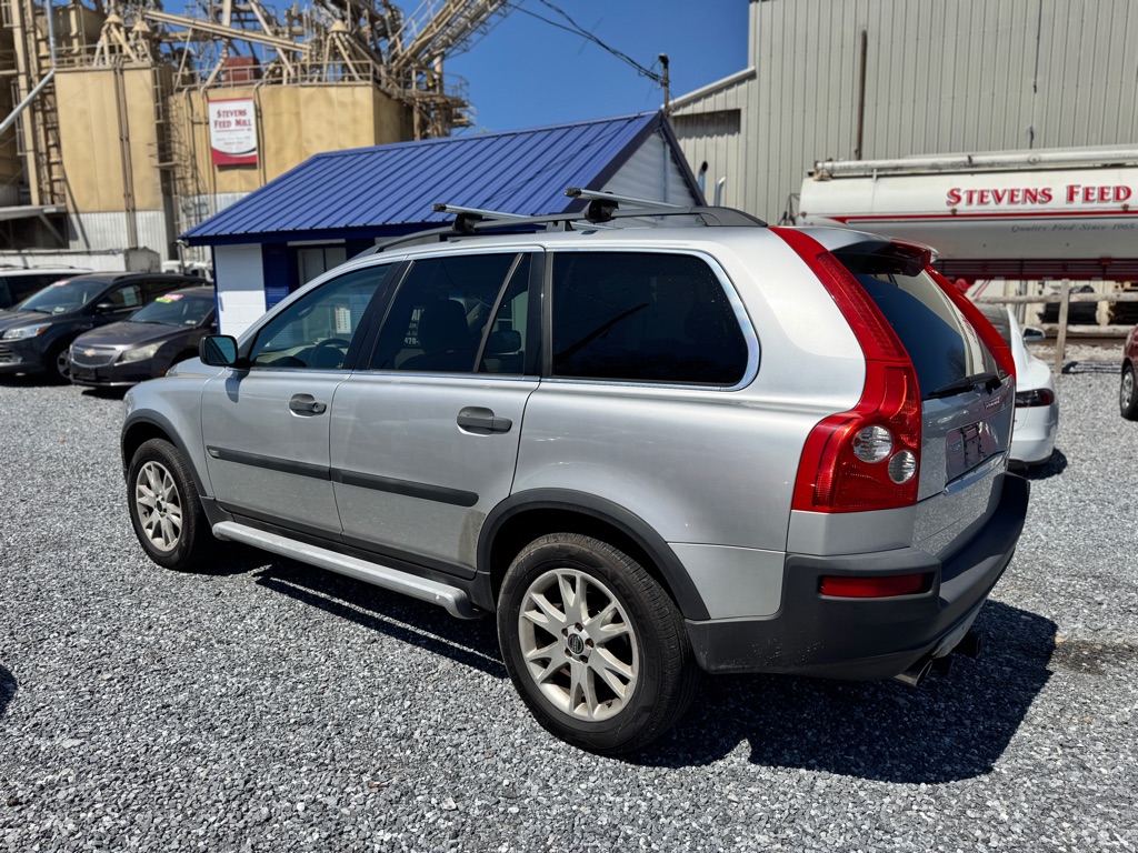 Photo 8 of this VOLVO XC90