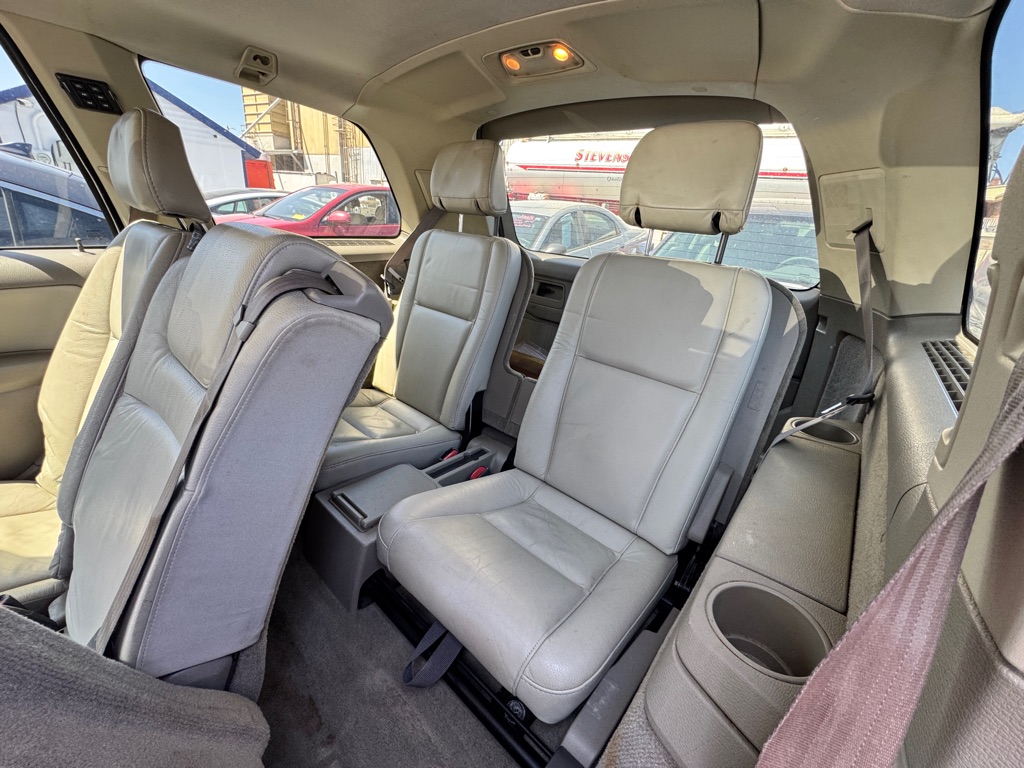 Photo 12 of this VOLVO XC90