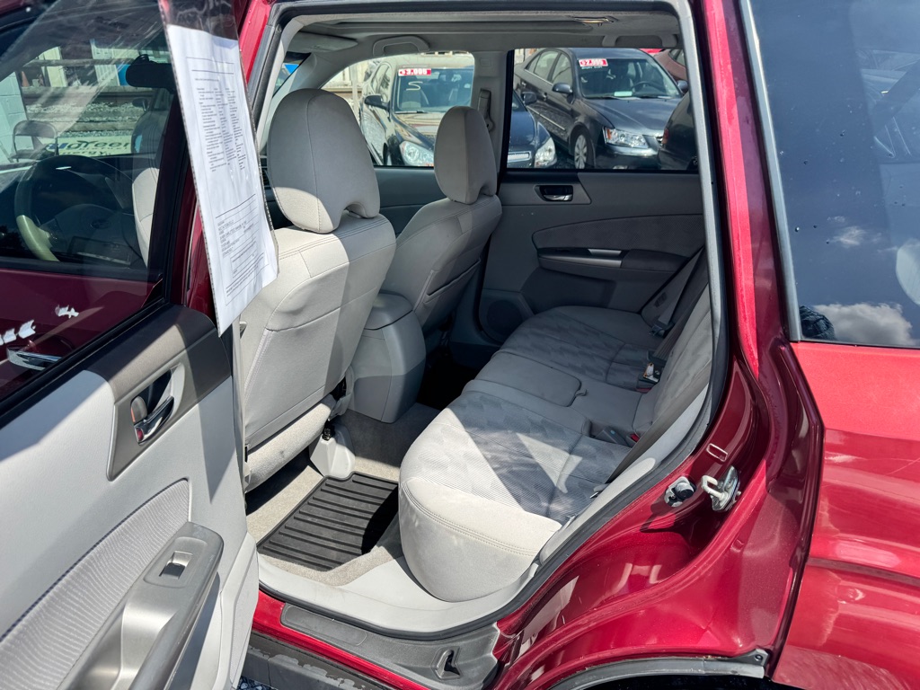 Photo 7 of this SUBARU FORESTER