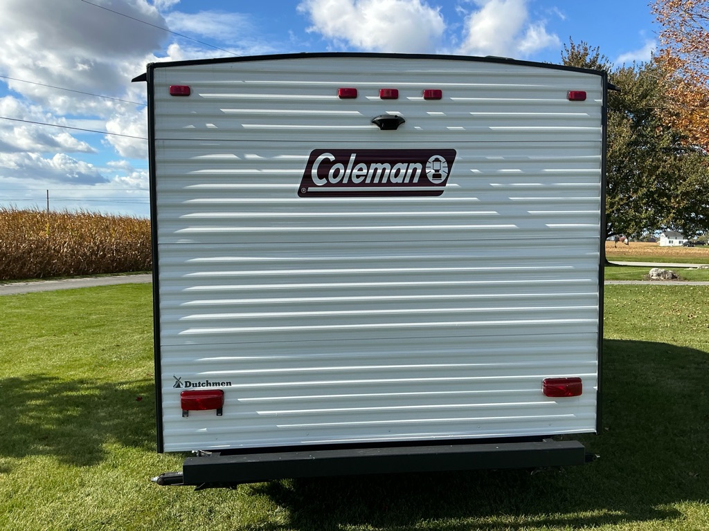 Photo 3 of this COLEMAN 17B