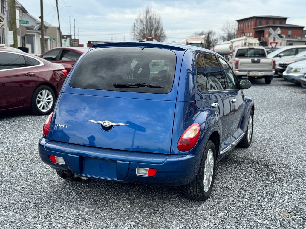 Photo 6 of this CHRYSLER PT CRUISER