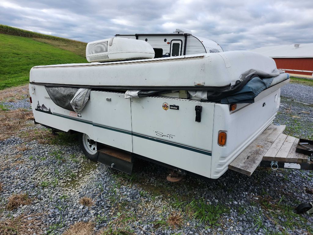 1999 COLEMAN SANTA FE