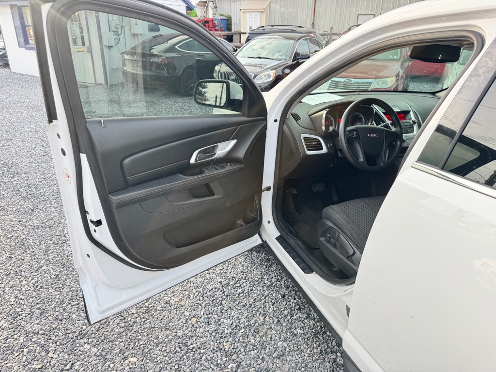 Photo 26 of this GMC TERRAIN
