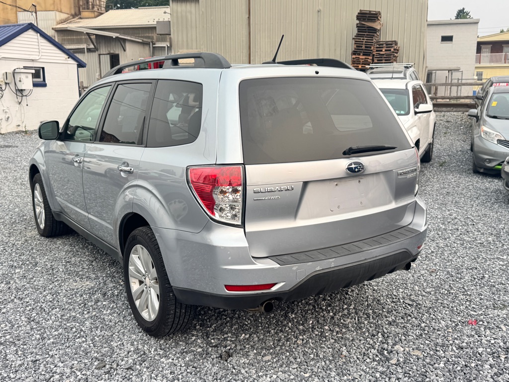 Photo 7 of this SUBARU FORESTER