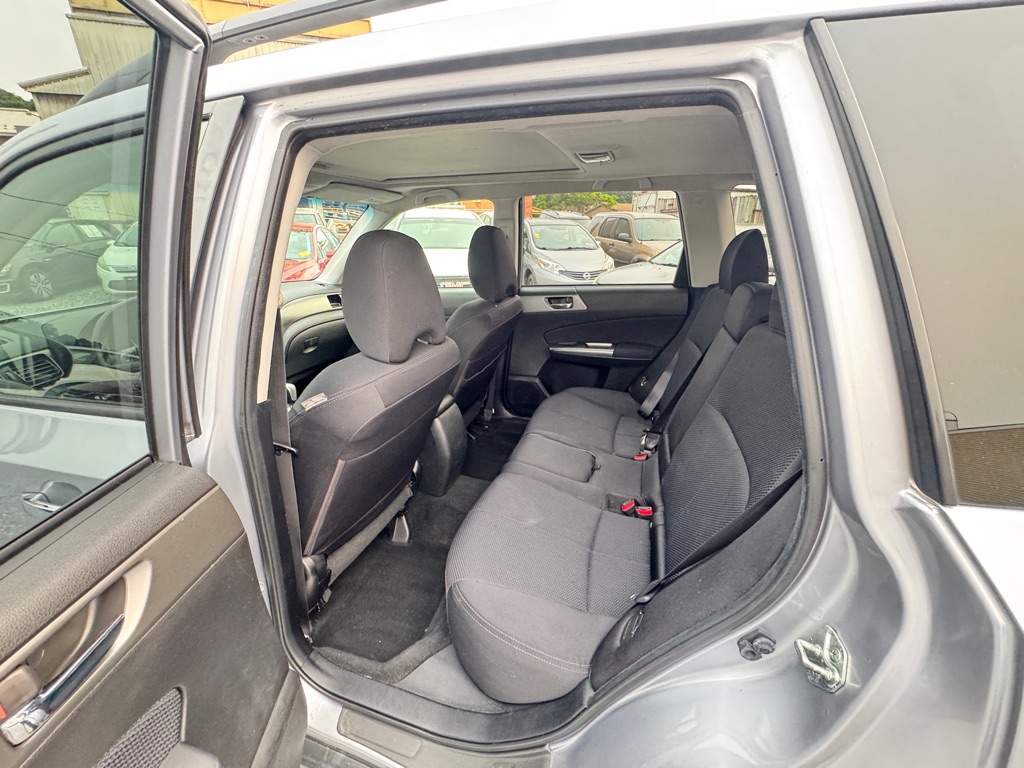 Photo 9 of this SUBARU FORESTER