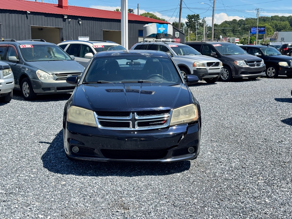 Photo 2 of this DODGE AVENGER