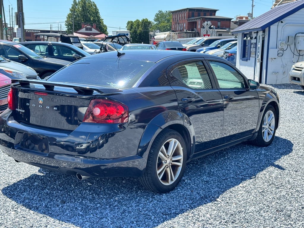 Photo 4 of this DODGE AVENGER