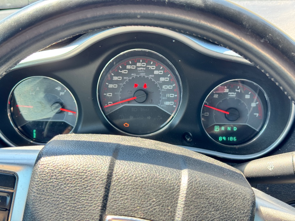 Photo 9 of this DODGE AVENGER