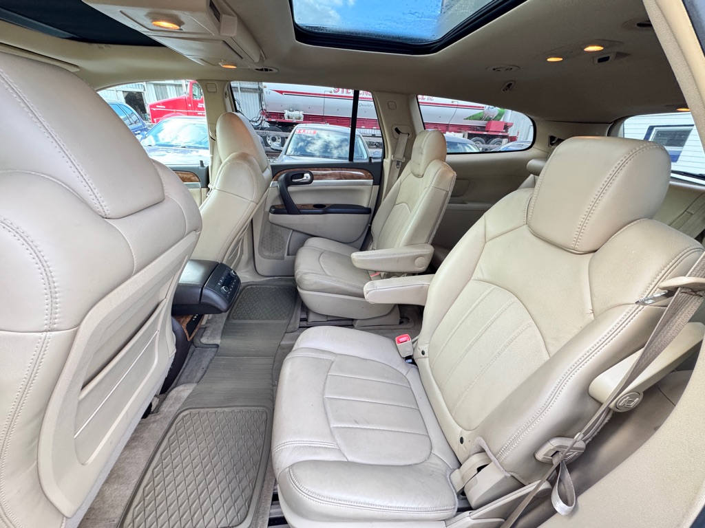 Photo 10 of this BUICK ENCLAVE