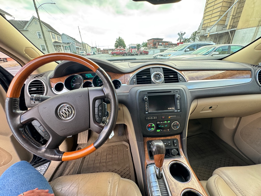 Photo 15 of this BUICK ENCLAVE