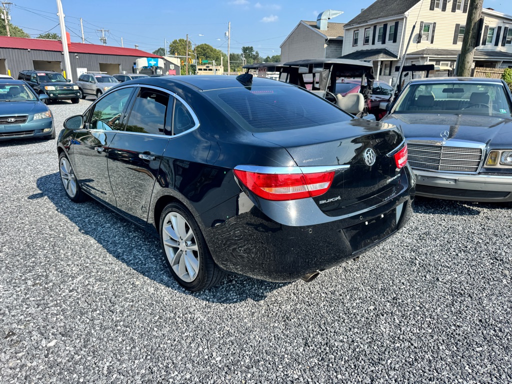 Photo 4 of this BUICK VERANO