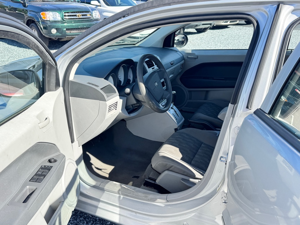 Photo 9 of this DODGE CALIBER