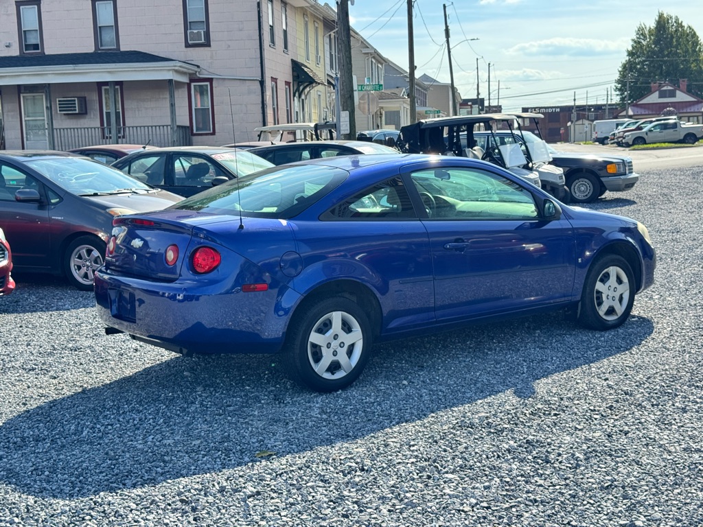 Photo 4 of this CHEVROLET COBALT