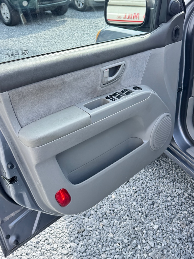 Photo 16 of this KIA SORENTO