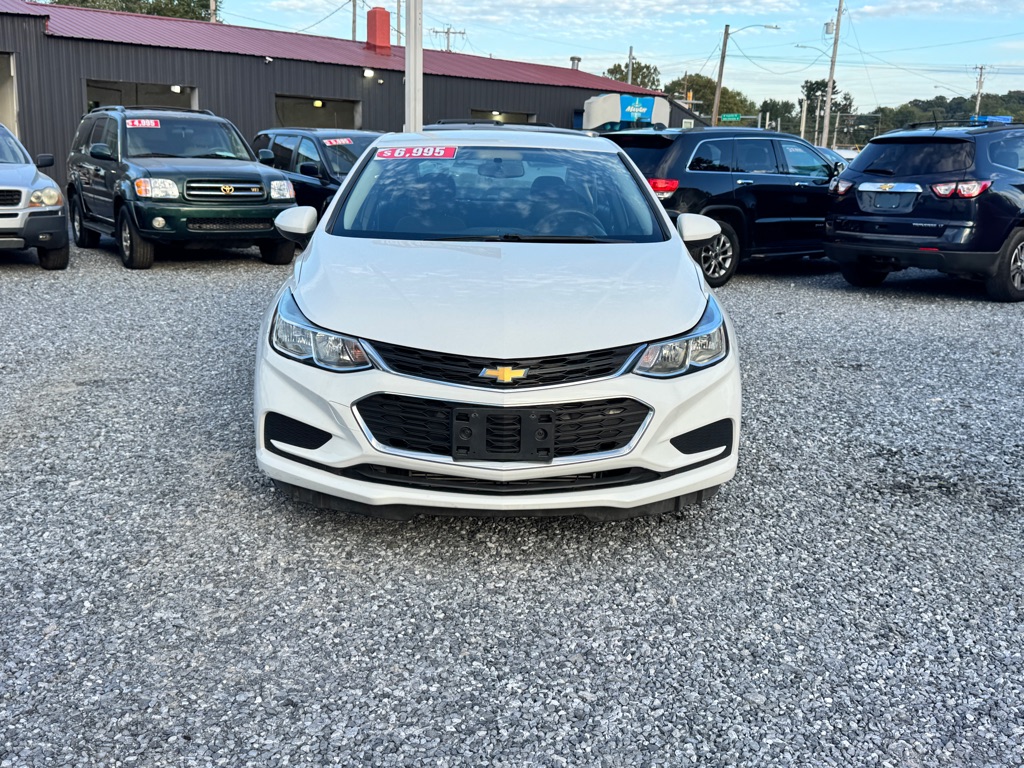 Photo 2 of this CHEVROLET CRUZE