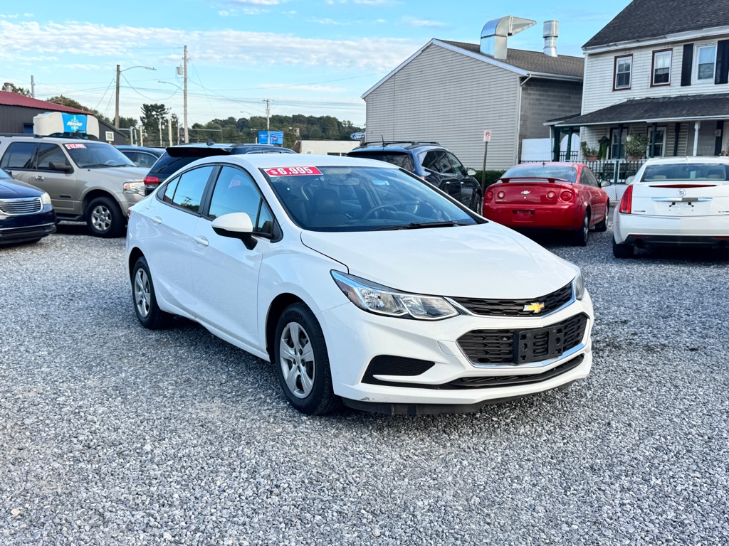 Photo 3 of this CHEVROLET CRUZE