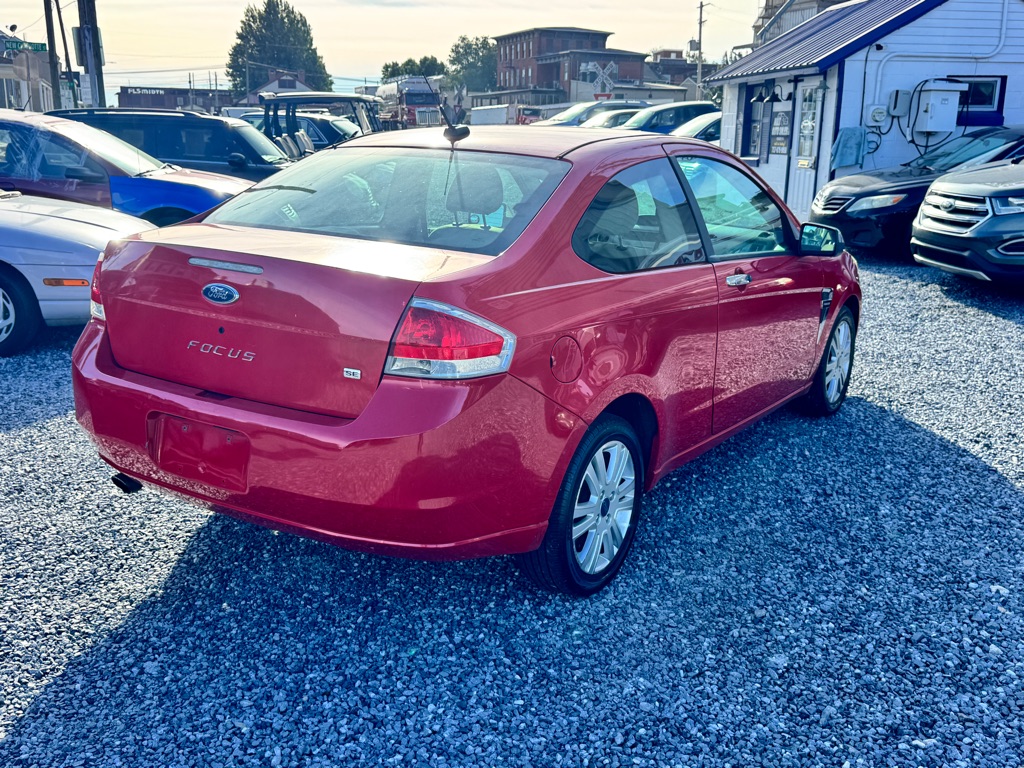 Photo 5 of this FORD FOCUS
