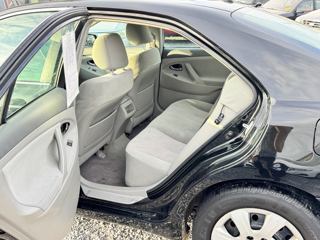 Photo 7 of this TOYOTA CAMRY