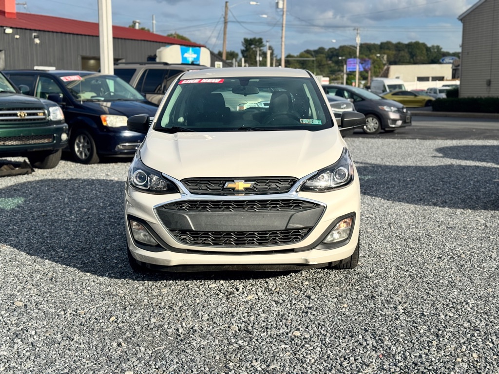 Photo 2 of this CHEVROLET SPARK