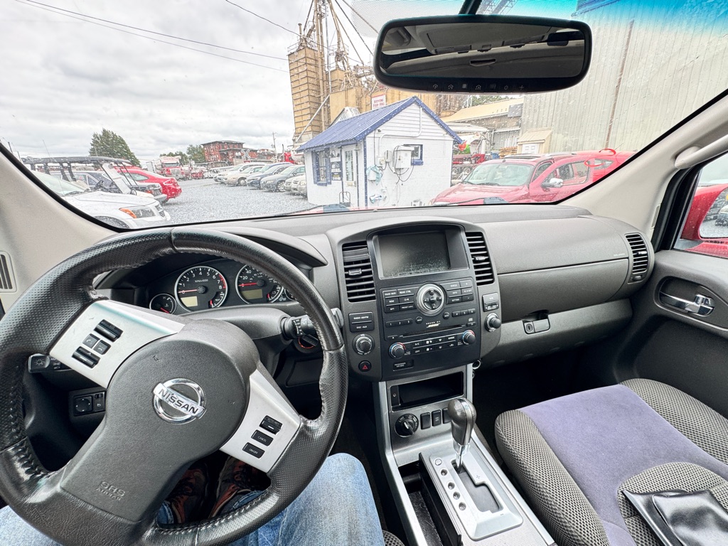 Photo 16 of this NISSAN PATHFINDER