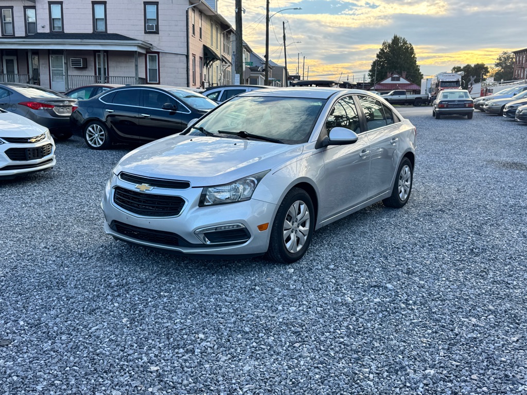 Photo 4 of this CHEVROLET CRUZE LIMITED