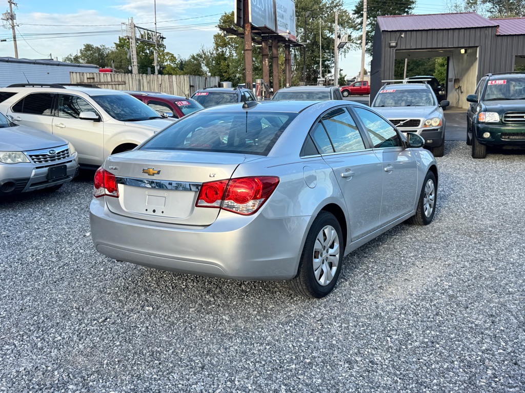 Photo 9 of this CHEVROLET CRUZE LIMITED