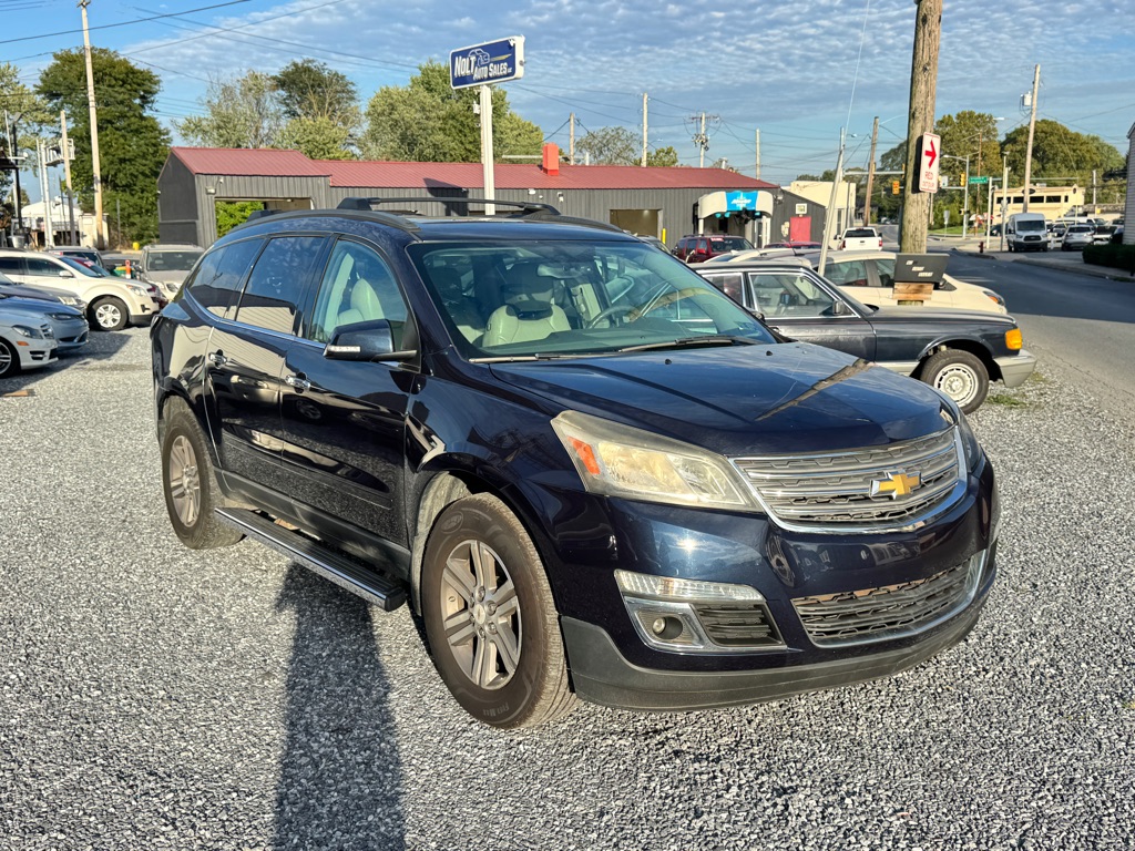 Photo 3 of this CHEVROLET TRAVERSE