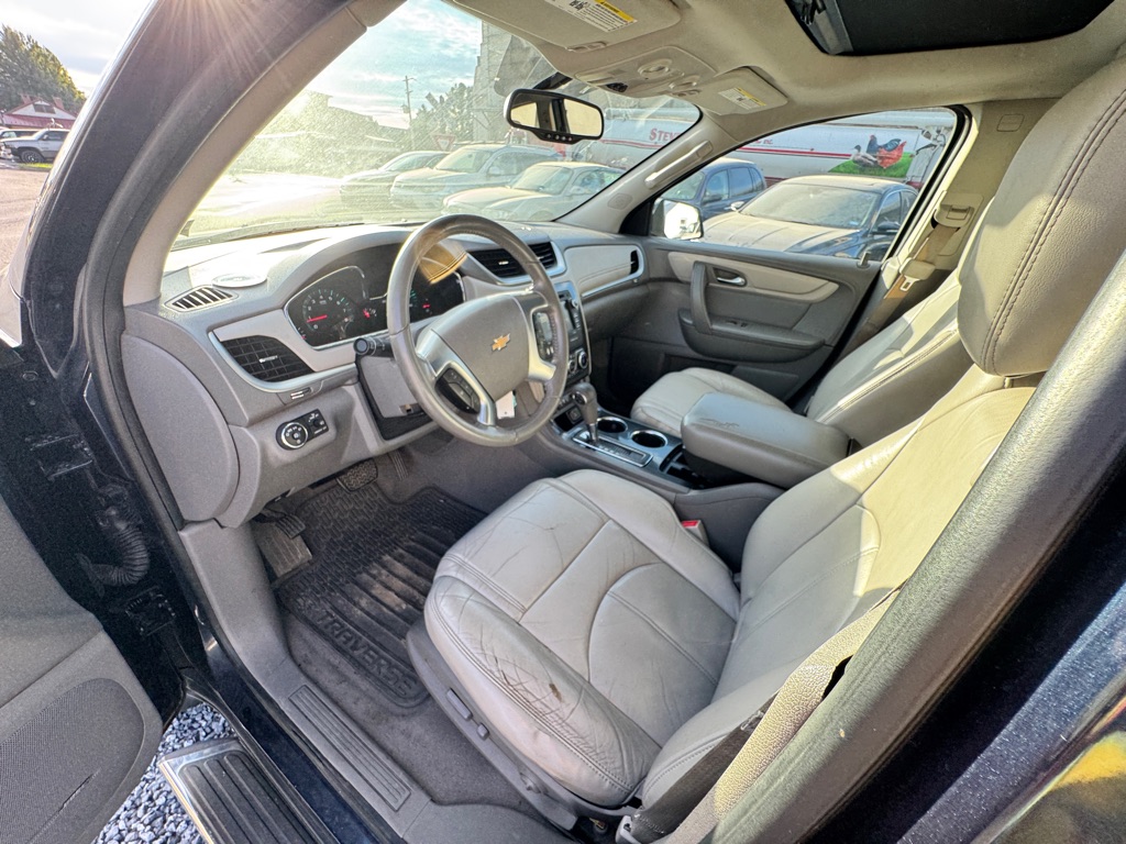 Photo 11 of this CHEVROLET TRAVERSE