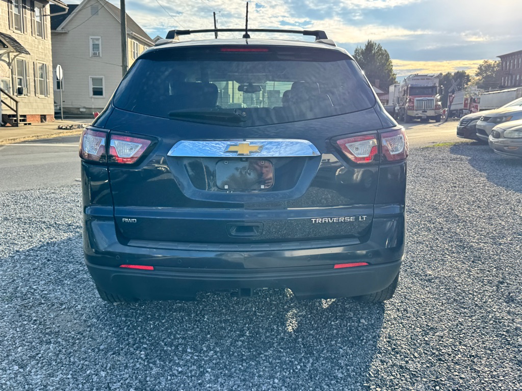 Photo 5 of this CHEVROLET TRAVERSE