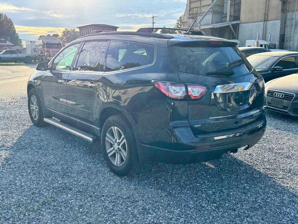 Photo 6 of this CHEVROLET TRAVERSE
