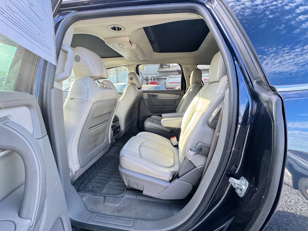 Photo 9 of this CHEVROLET TRAVERSE