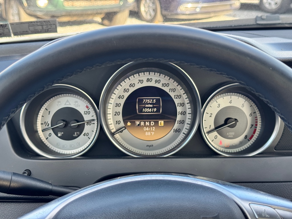 Photo 15 of this MERCEDES-BENZ C-CLASS