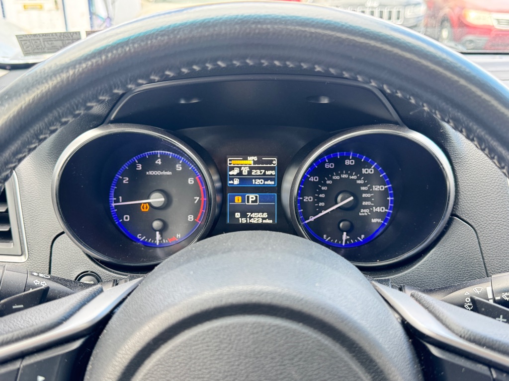 Photo 10 of this SUBARU OUTBACK