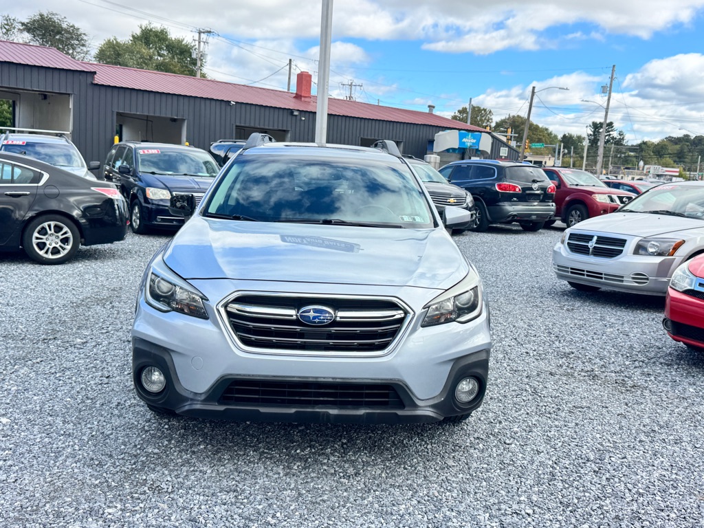 Photo 2 of this SUBARU OUTBACK