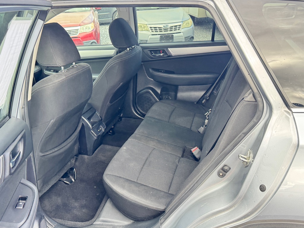 Photo 8 of this SUBARU OUTBACK