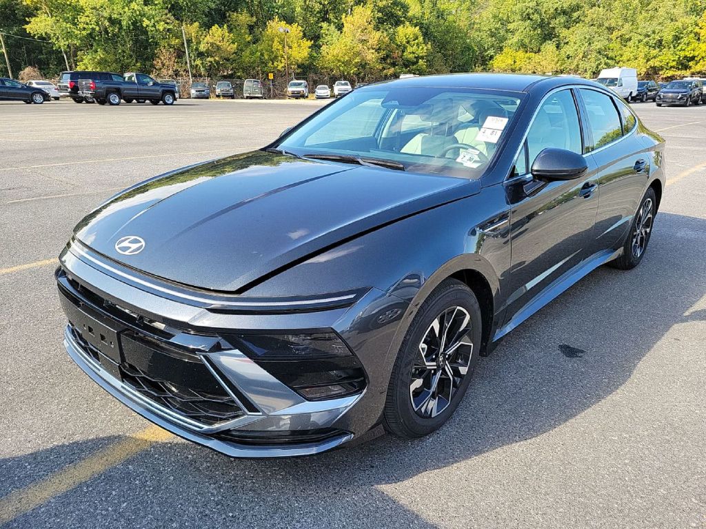 2025 HYUNDAI SONATA