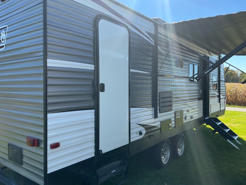 Photo 6 of this KEYSTONE COLEMAN 263BH