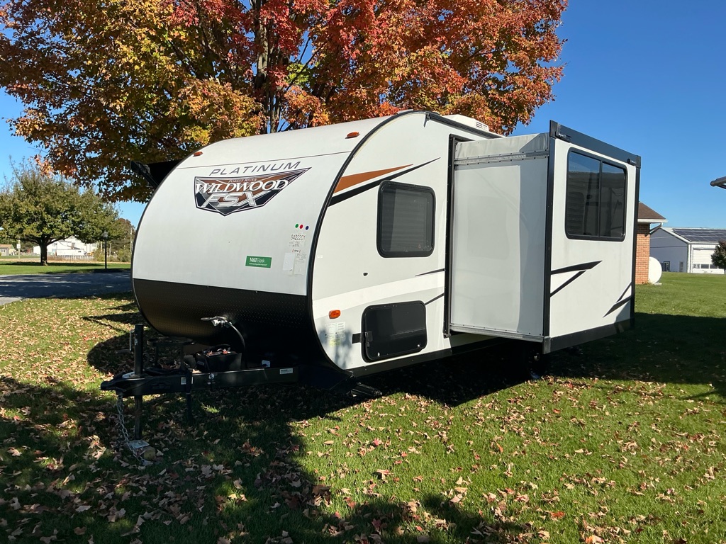 2022 FOREST RIVER WILDWOOD