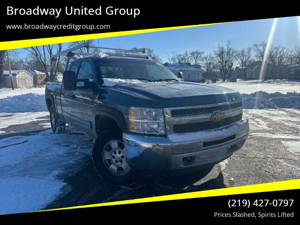 2013 Chevrolet Silverado 1500 LT 4X4 Extended Cab MWB's photo