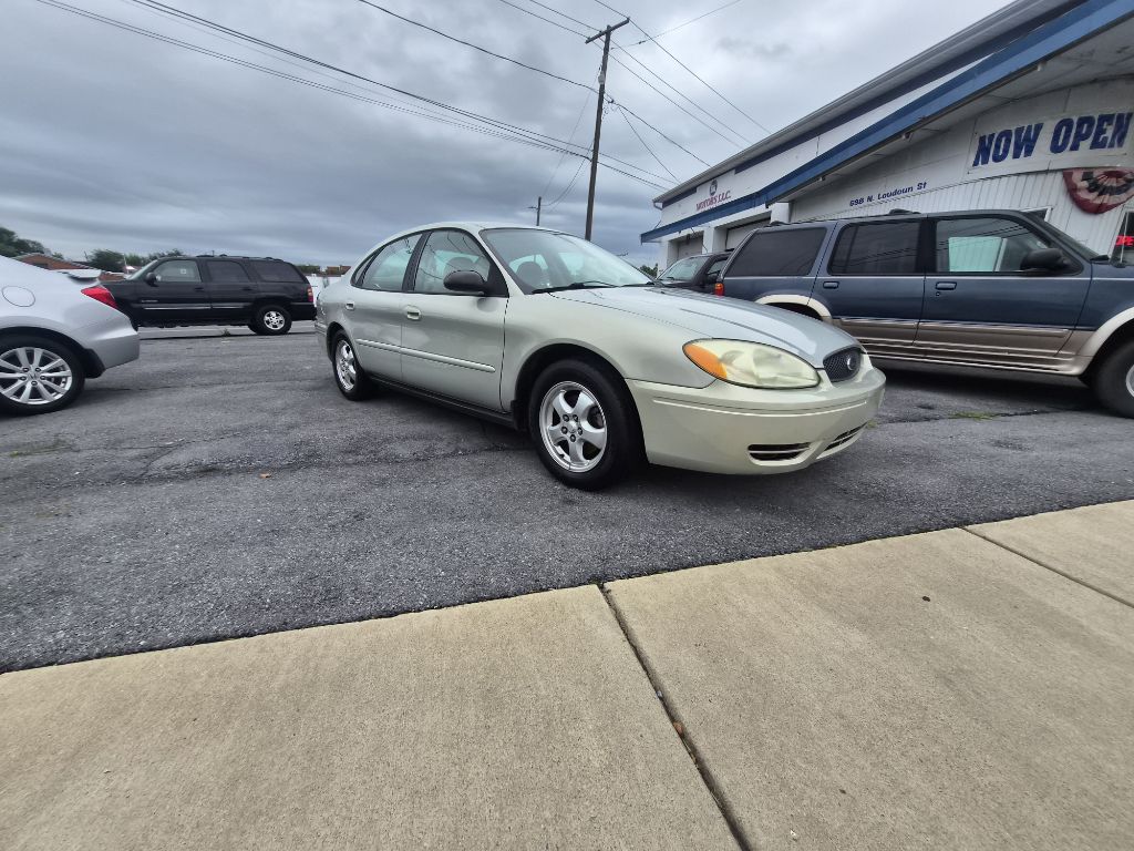 Photo 3 of this FORD TAURUS
