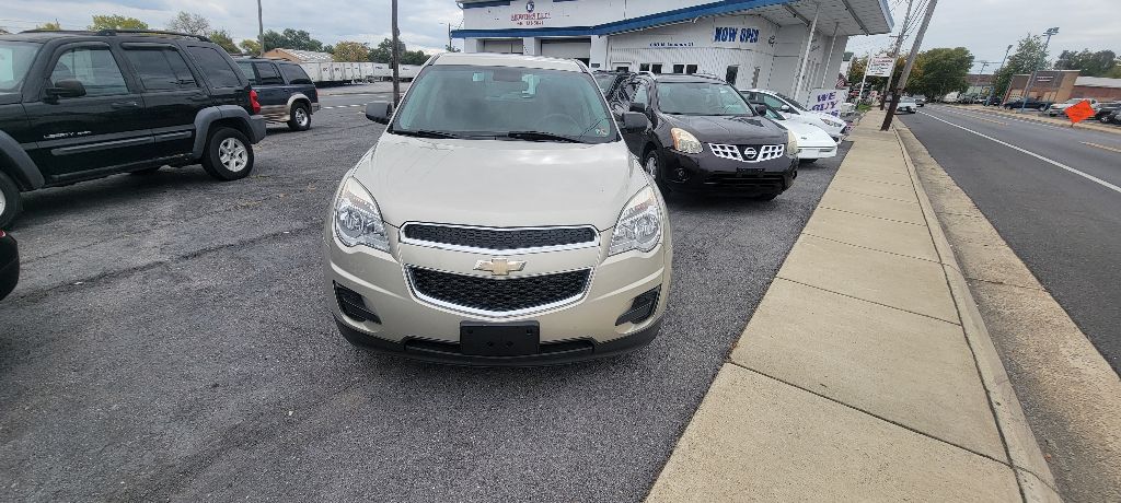Photo 3 of this CHEVROLET EQUINOX