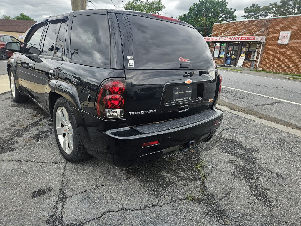 Photo 7 of this CHEVROLET TRAILBLAZER