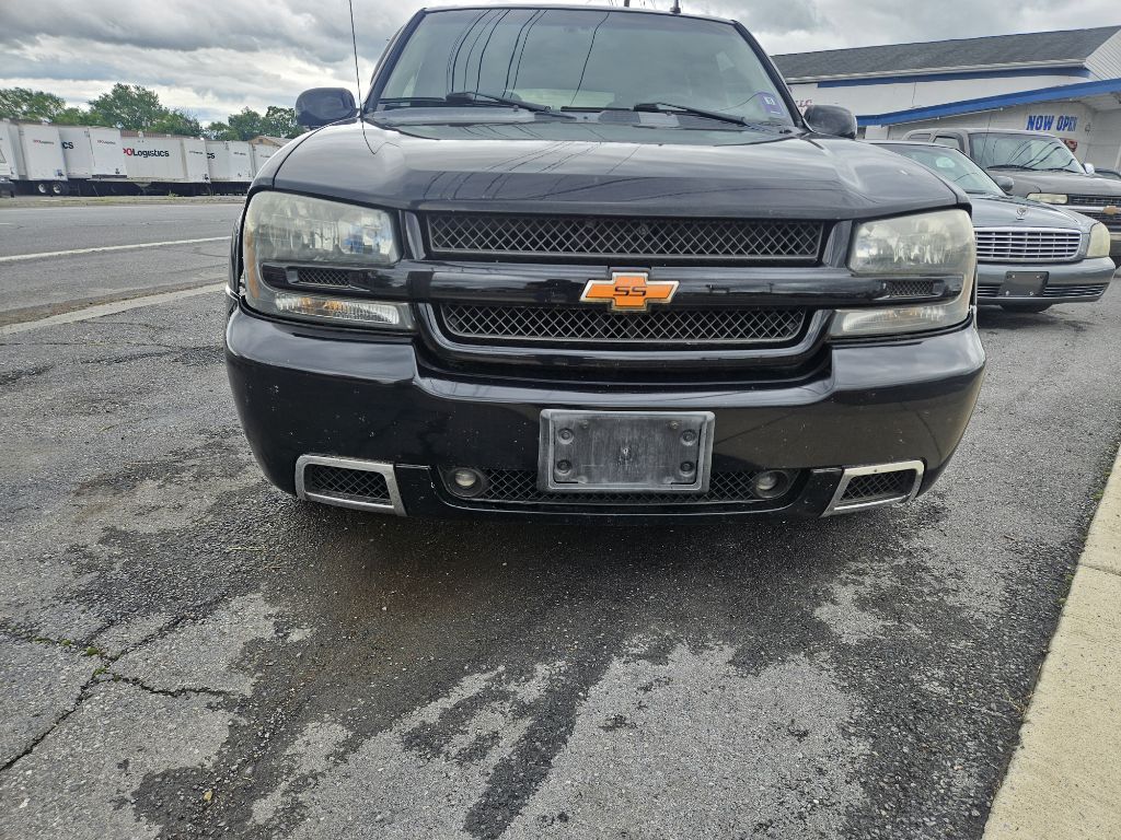 Photo 9 of this CHEVROLET TRAILBLAZER