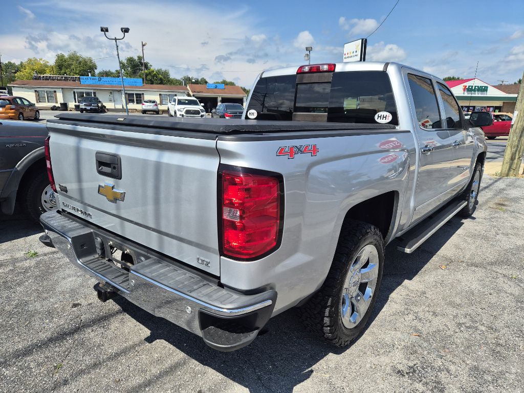 Photo 4 of this CHEVROLET SILVERADO 1500