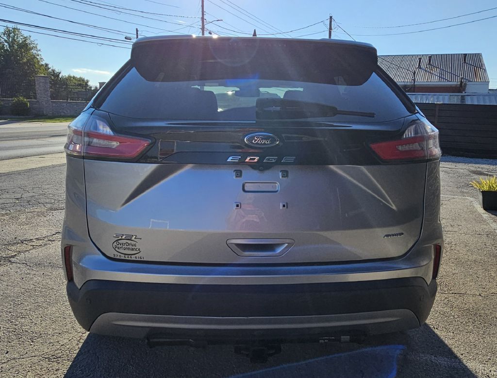 Photo 4 of this FORD EDGE
